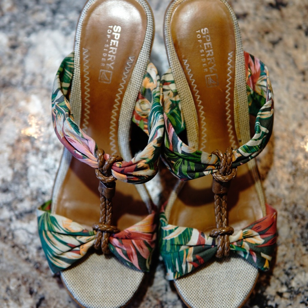 Speery tropical wedge sandals